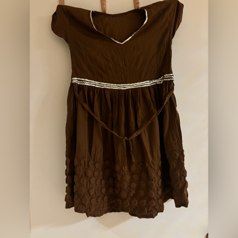 Women’s(M)Brown,BABYDOLL Long top+Silver sequins on neck&waist.Embossed.HANDMADE